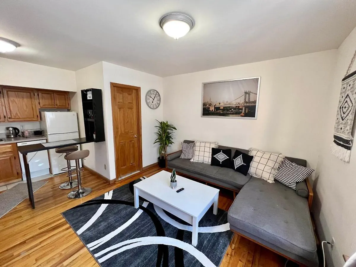 Entire Apartment Near Times Square Нью-Йорк США