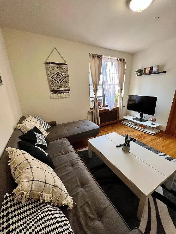 Entire Apartment Near Times Square Нью-Йорк