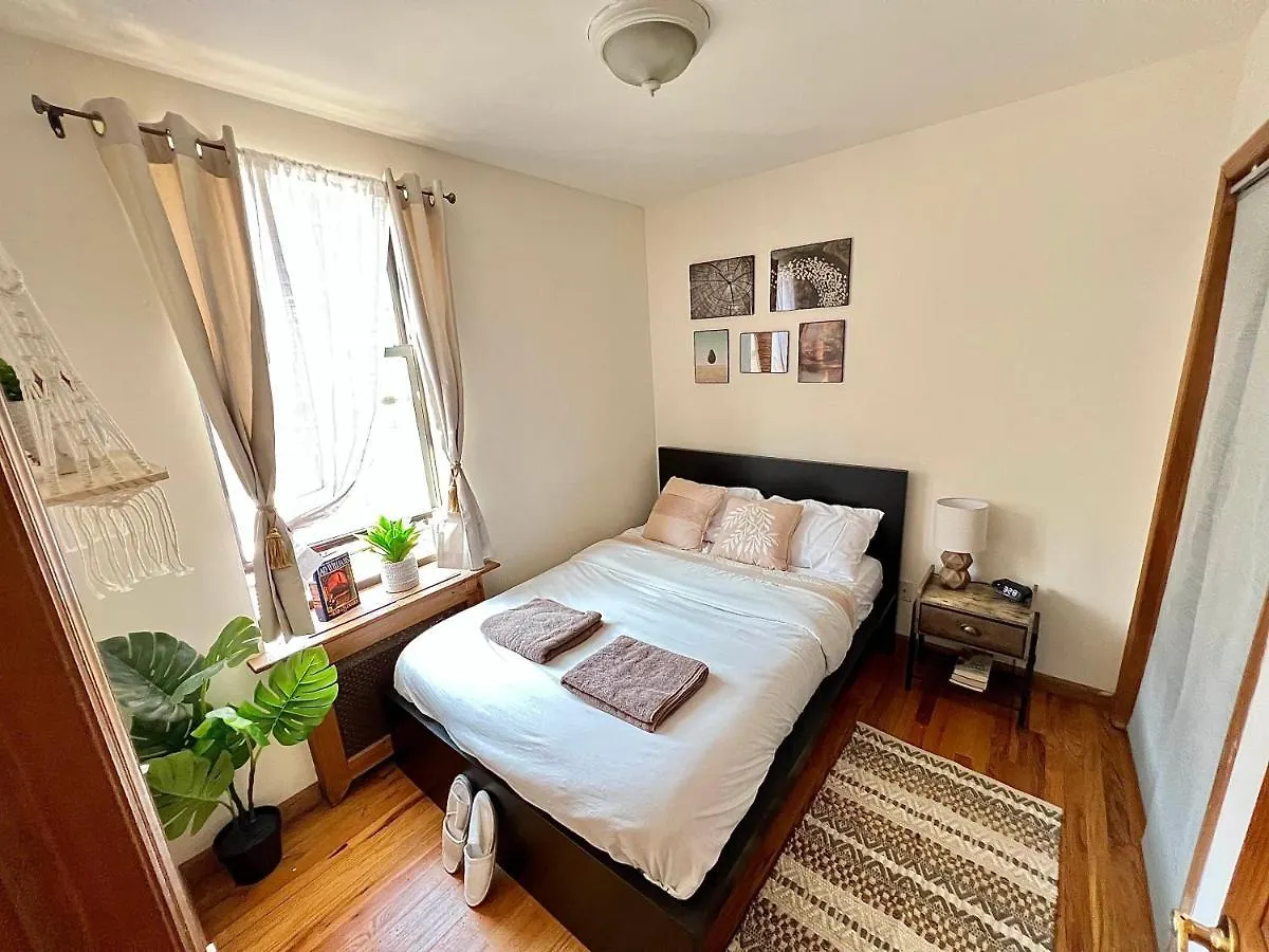 Entire Apartment Near Times Square Нью-Йорк США