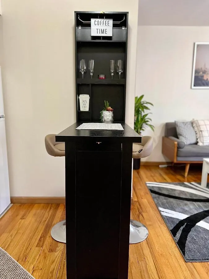 Entire Apartment Near Times Square Нью-Йорк
